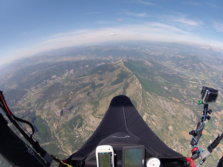 Martijn Van Dyke flying towards Beaumont